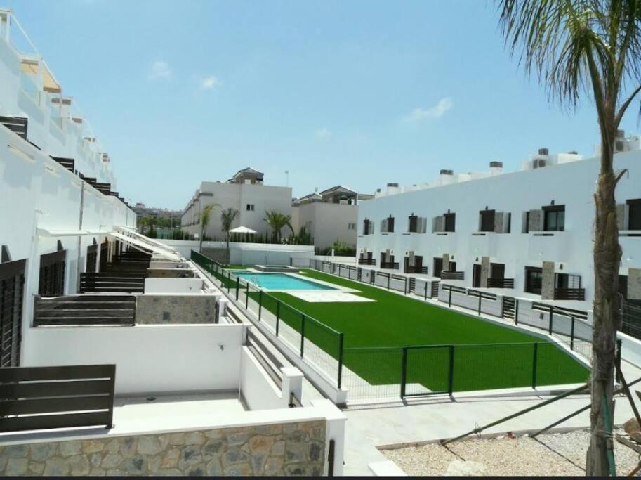 Bahia Homes Torrevieja Exterior foto